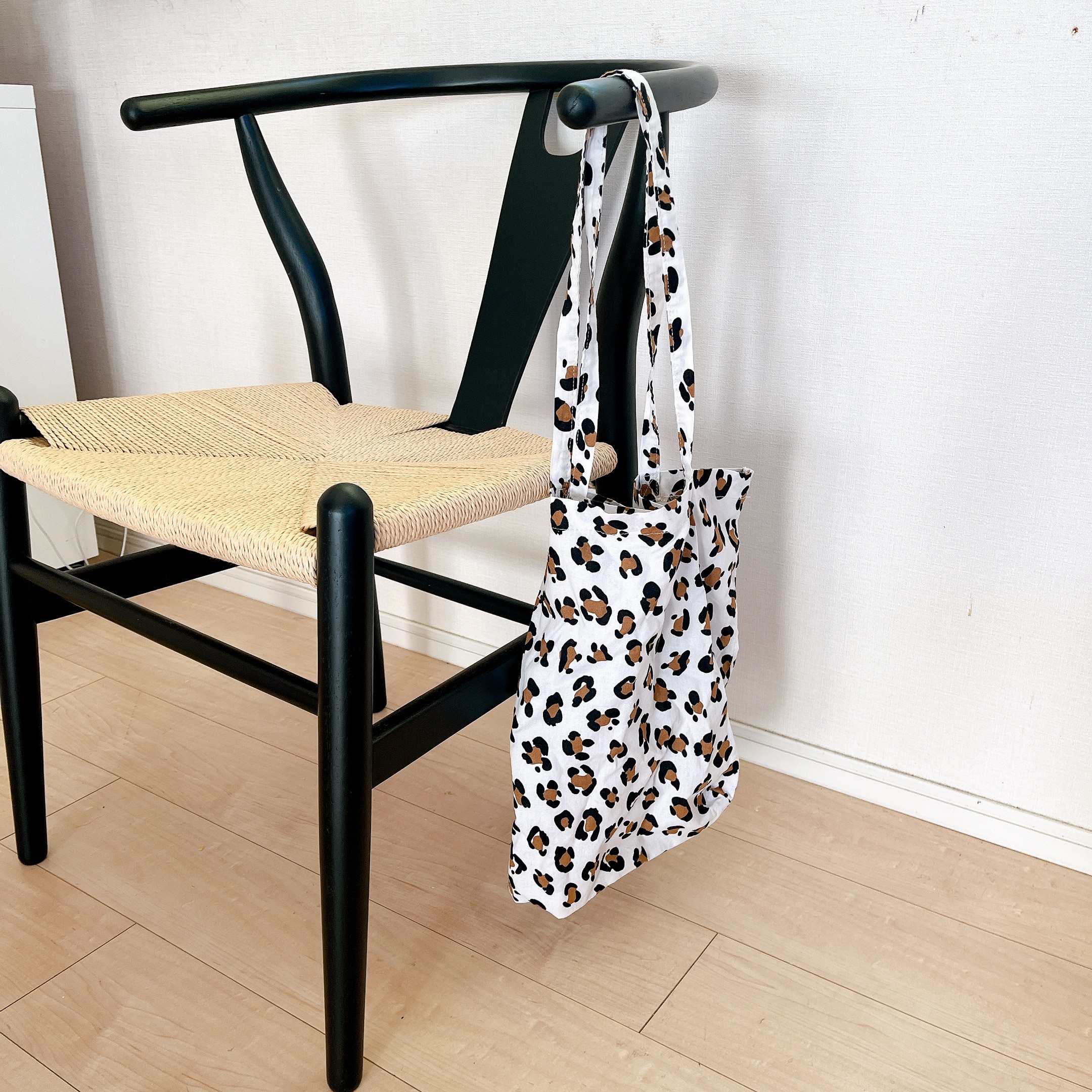 Yチェアリプロダクト】ダイニングチェアを変えました。 | LEE