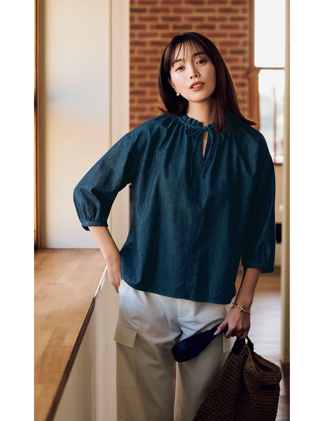 蛯原友里さんが着る、マッキントッシュ フィロソフィー 春の「好感