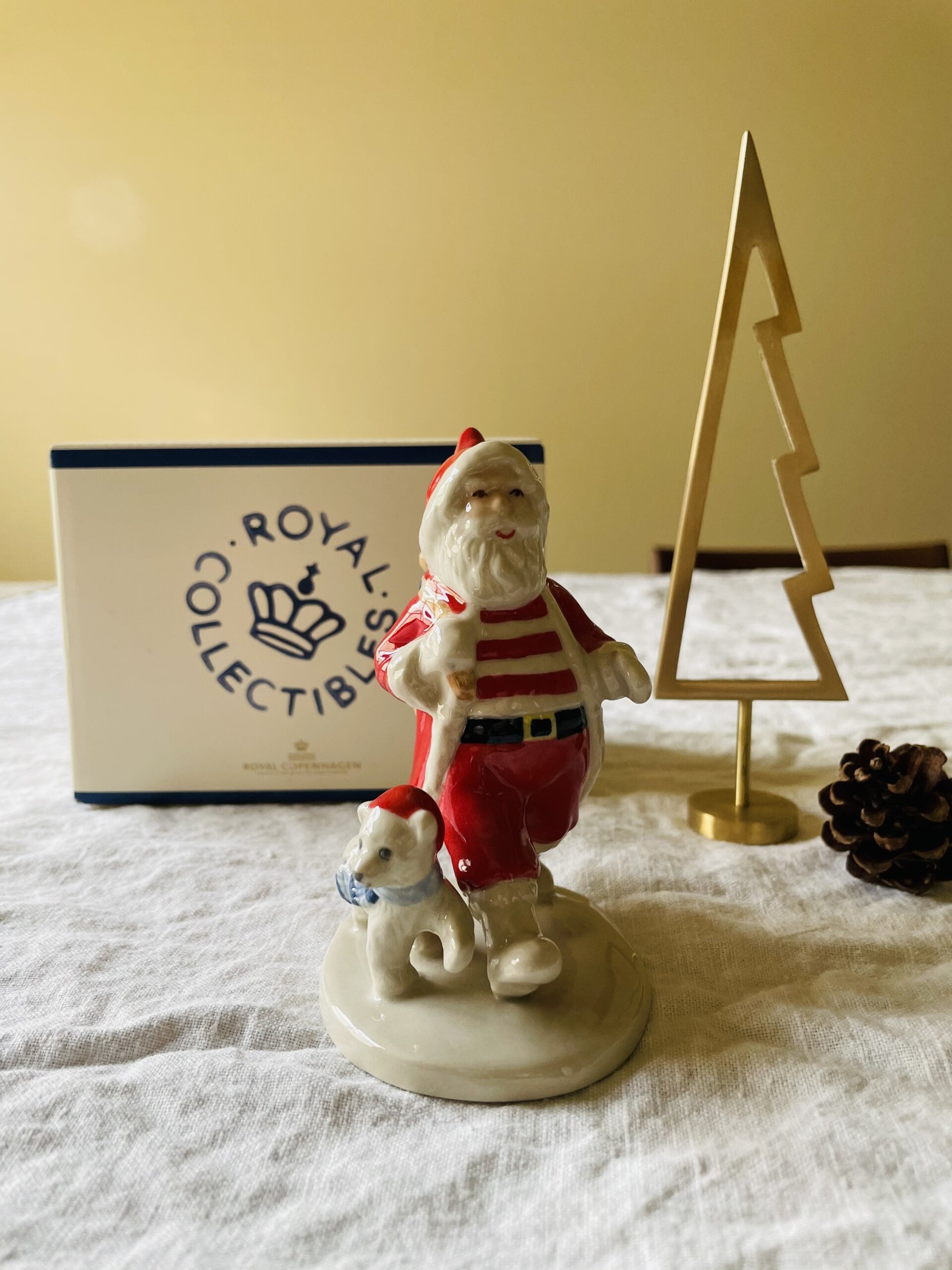 ロイヤルコペンハーゲンのアニュアル サンタ | LEE