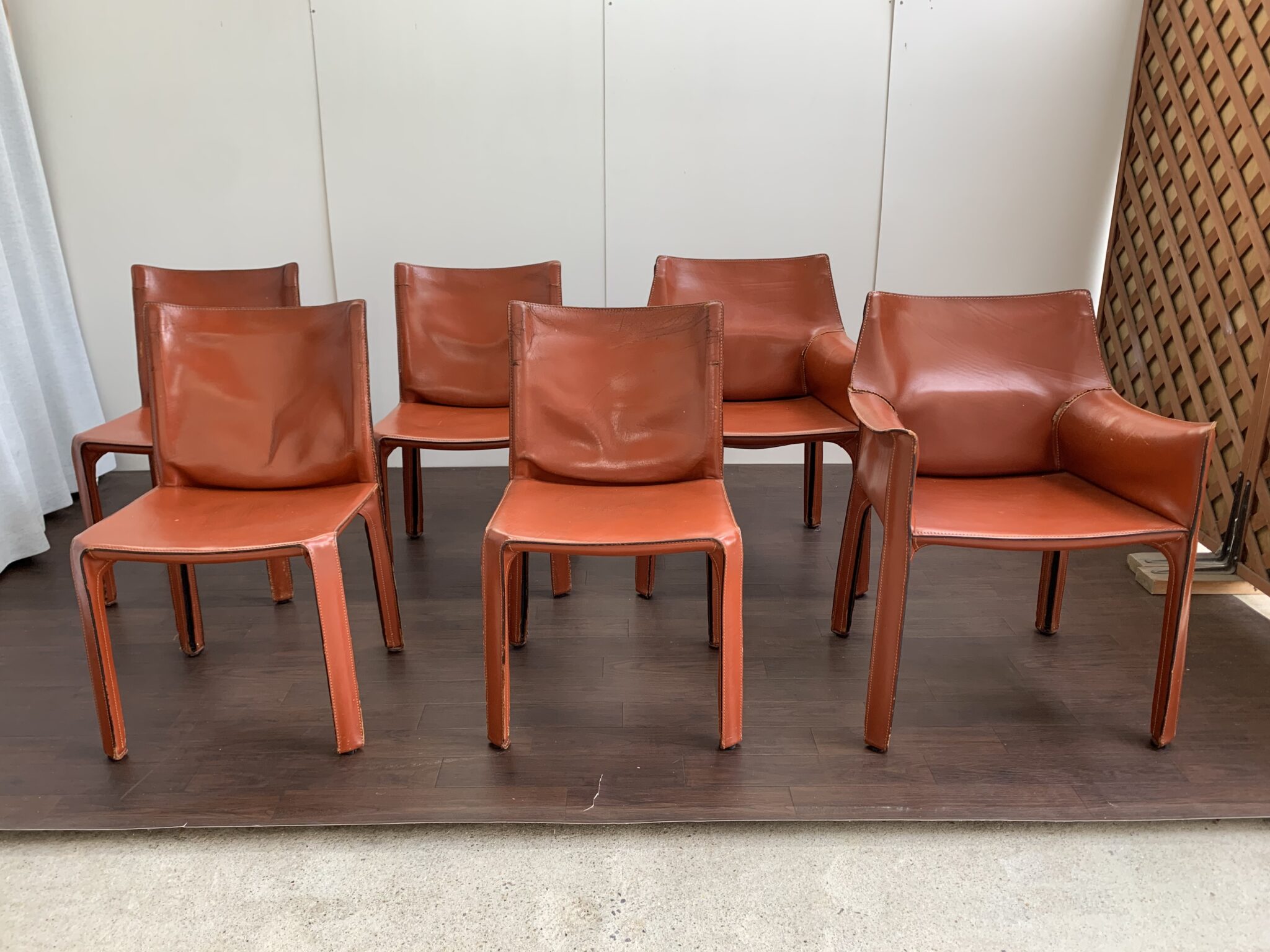 カッシーナキャブ修理 革修復不可の場合は交換となる？乾燥が進むと