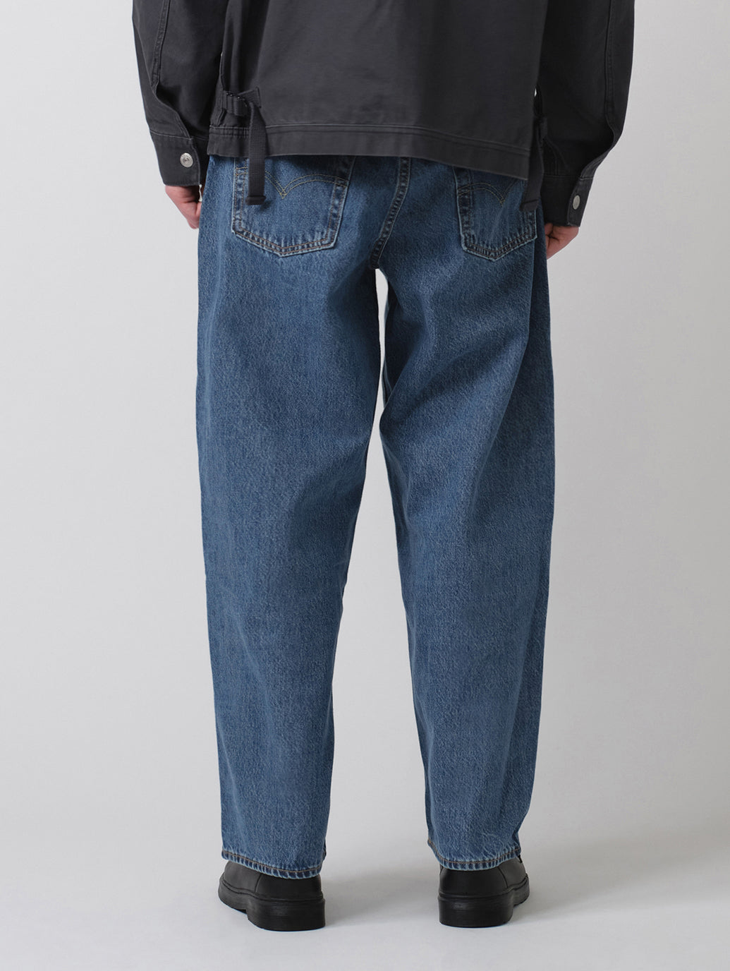 578™ ジーンズ バギー ミディアムインディゴ – リーバイス®公式