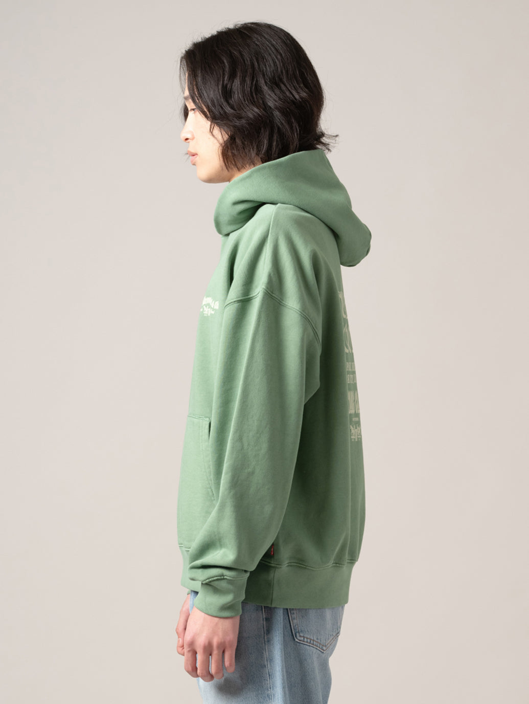 TWO HORSE クロップド フーディー – リーバイス®公式オンラインストア