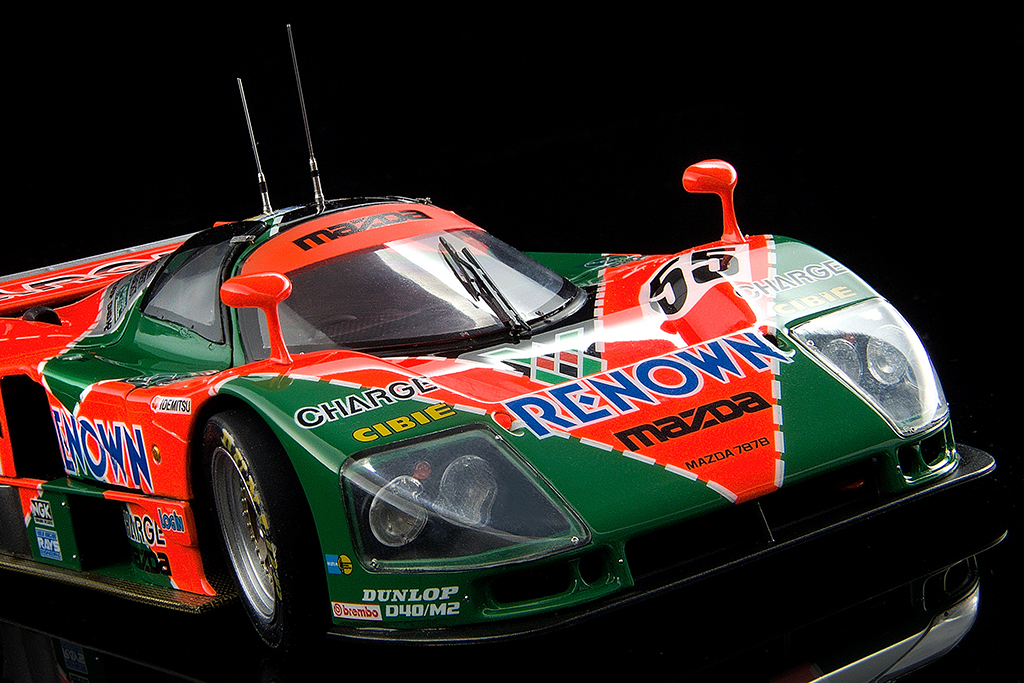 超快挙！日本車初ル・マン24時間優勝！タミヤ製「マツダ787B」をドア