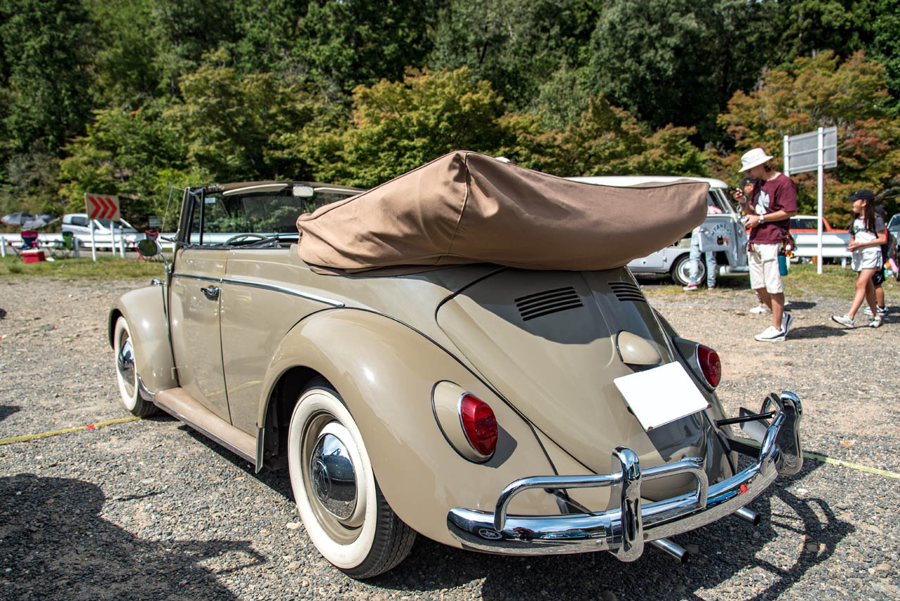 娘の「継ぎたい」で蘇った1954年式“オーバル”ビートル。空冷VWが結ぶ25