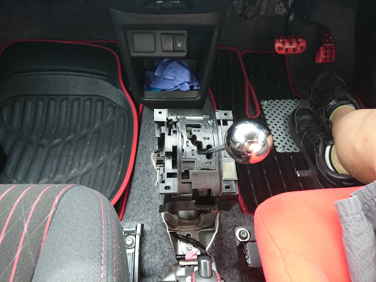 アルト ターボRSのフロアシフト・アルト・HA36Sアルトワークス・DIY