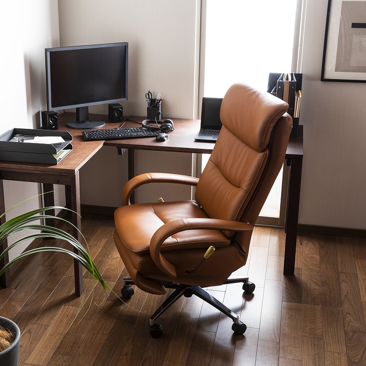 書斎チェアカリモク | 【公式】リーファナカガワ | 石川県金沢市、白山