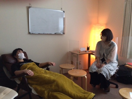 大阪でヒプノセラピーを学ぶヒプノセラピスト養成スクール（資格取得