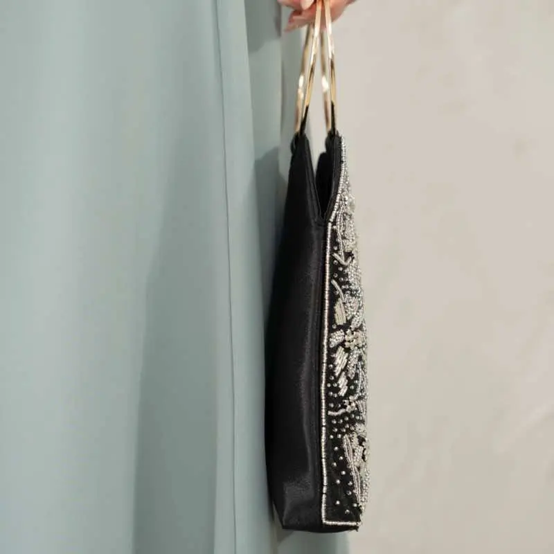 ブラックの2wayリングハンドルバッグ | アサクラ | E-8068 | 結婚式