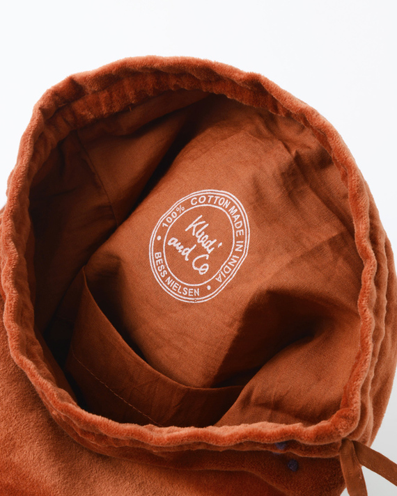 LILI et NENE KHADI & CO（カディー＆コー） KHADI & CO ベロア刺繍