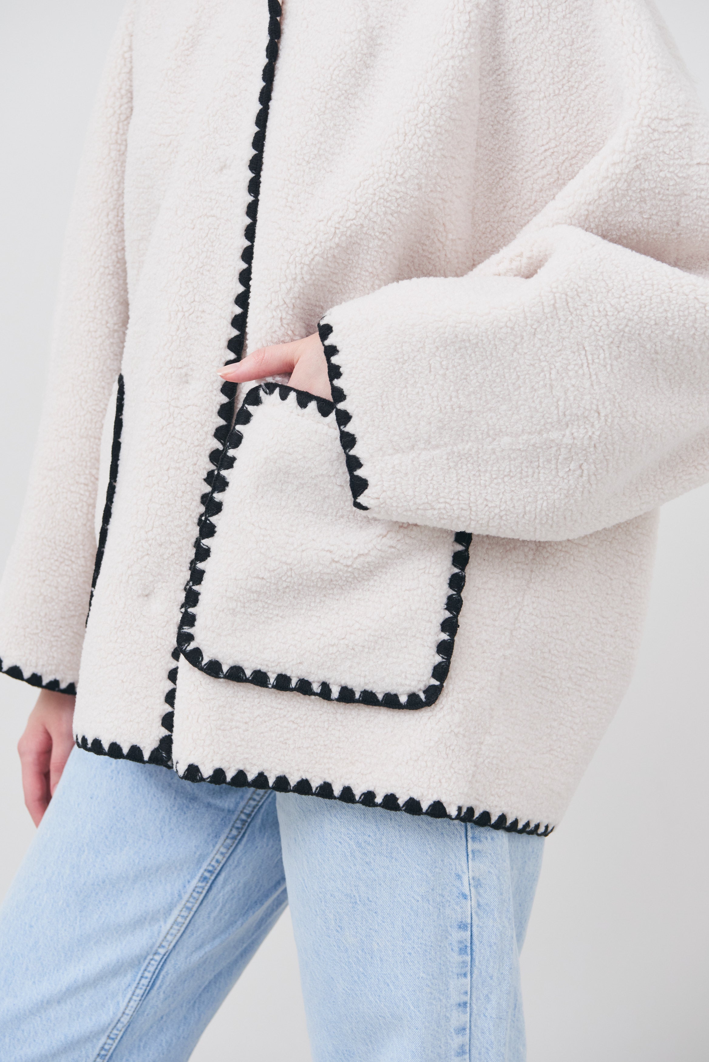 Scallop Boa Hoodie / Ivory – LIten.online