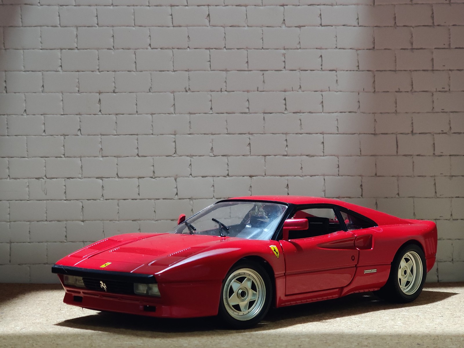 1:18 Hotwheels Ferrari 288 GTO | DiecastXchange Forum