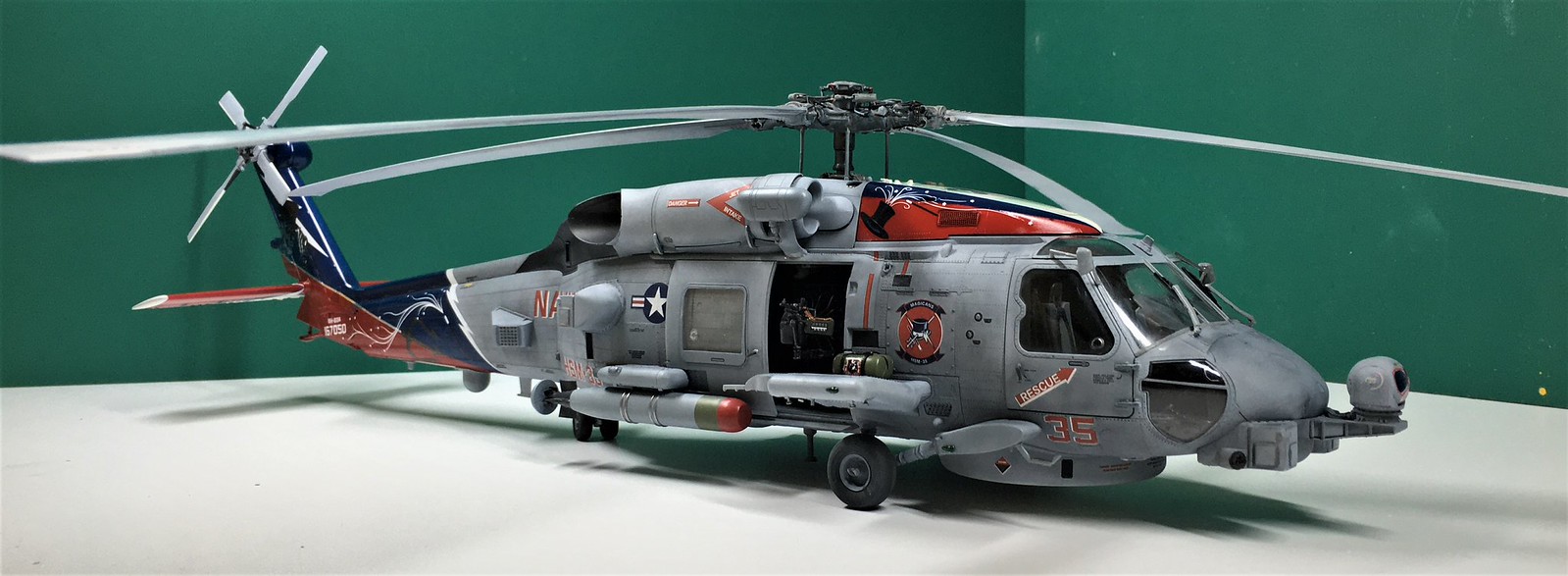 キティホークモデル1/35 MH-60R HSM-78 完成品改造模型