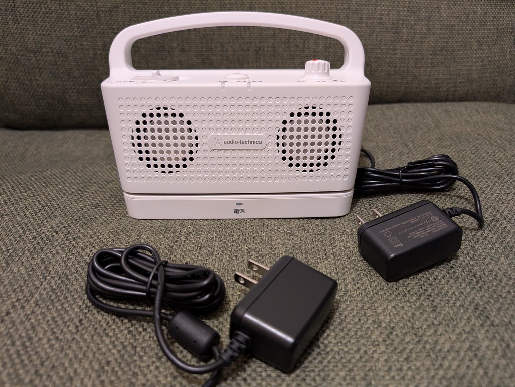 手元スピーカーとは？ 「audio-technica AT-SP767XTV」を軽く体験