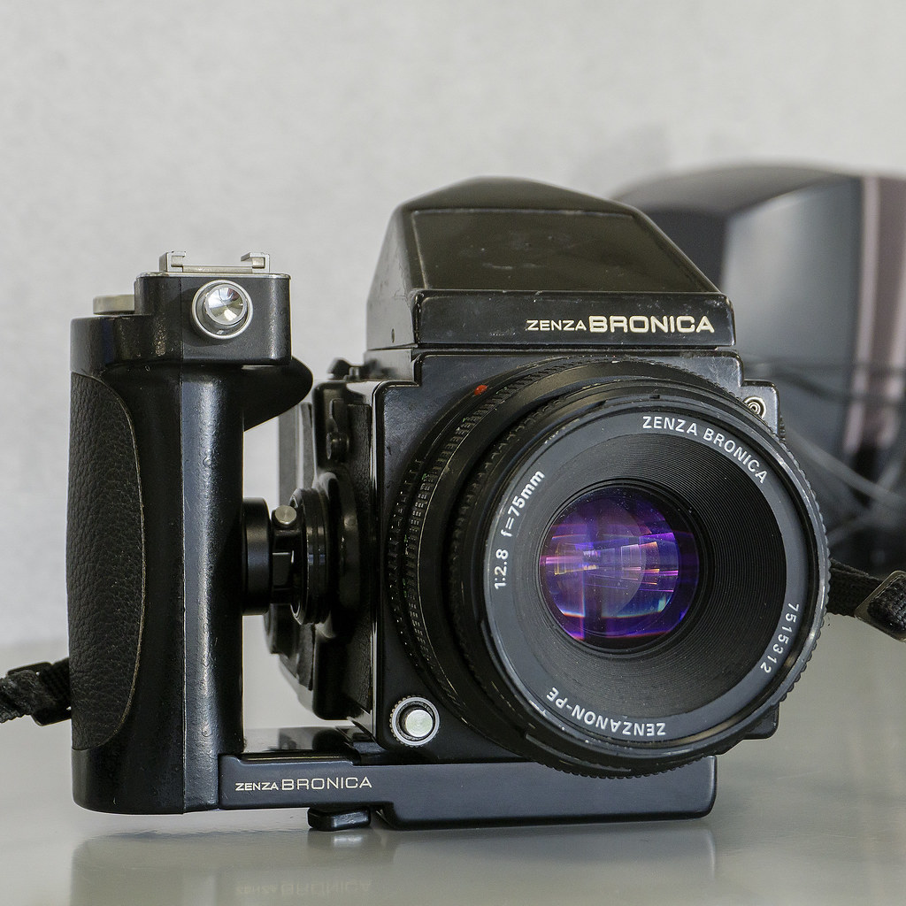 CCR Review 54 – Zenza Bronica ETRS – Alex Luyckx | Blog