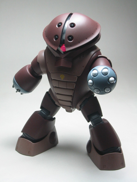 HGUC MSM-04 アッガイ完成 : 後ろからガンプラ