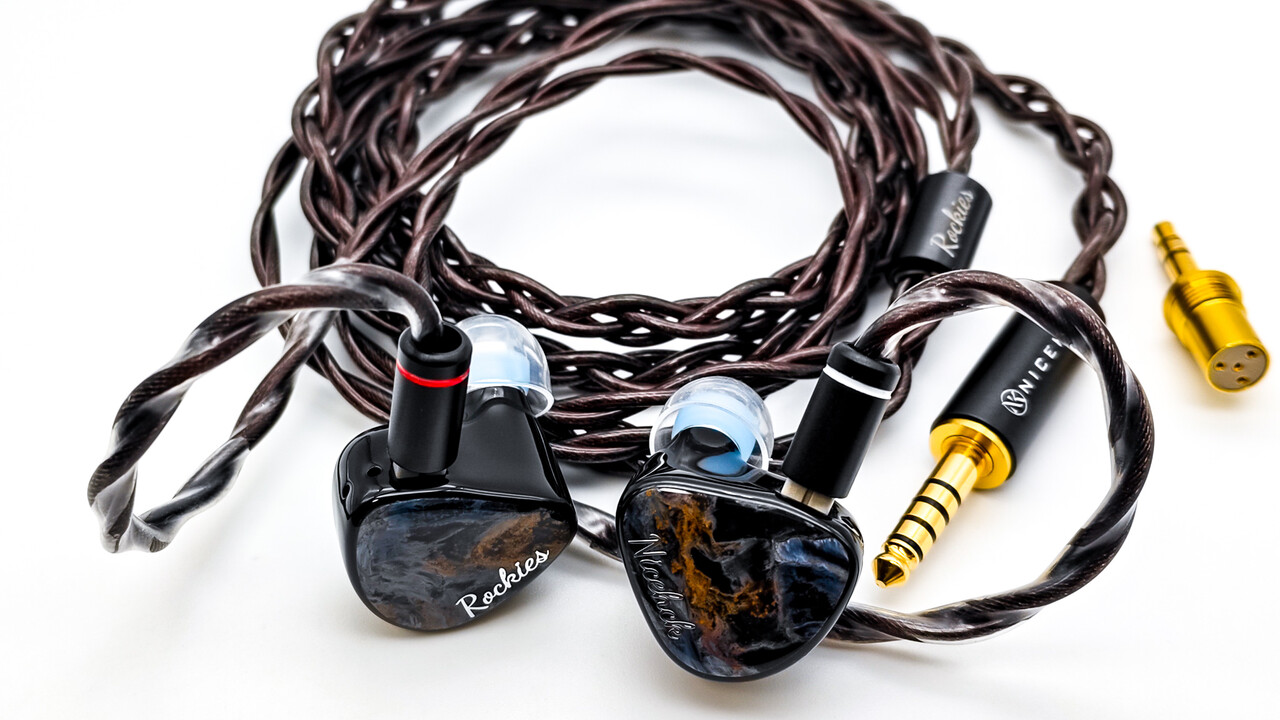 NICEHCK Rockies」 Sonion&Knowles製による2EST+2BA+1DD構成。優れた