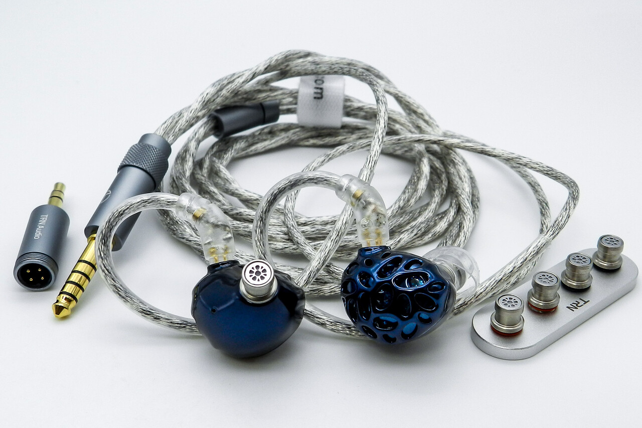 TRN WhaleShark」 個性的で美しいデザインに独自3DD+1Planar構成