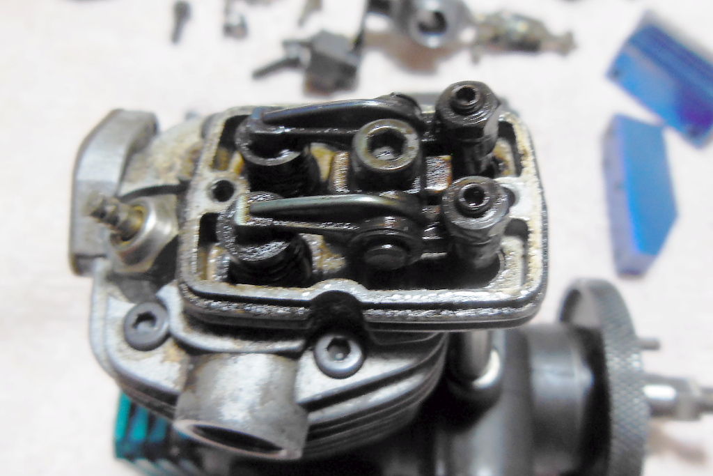 4stエンジン「FS-26S-C」の分解＆組立（詳細記録） : プラドの趣味の備忘録