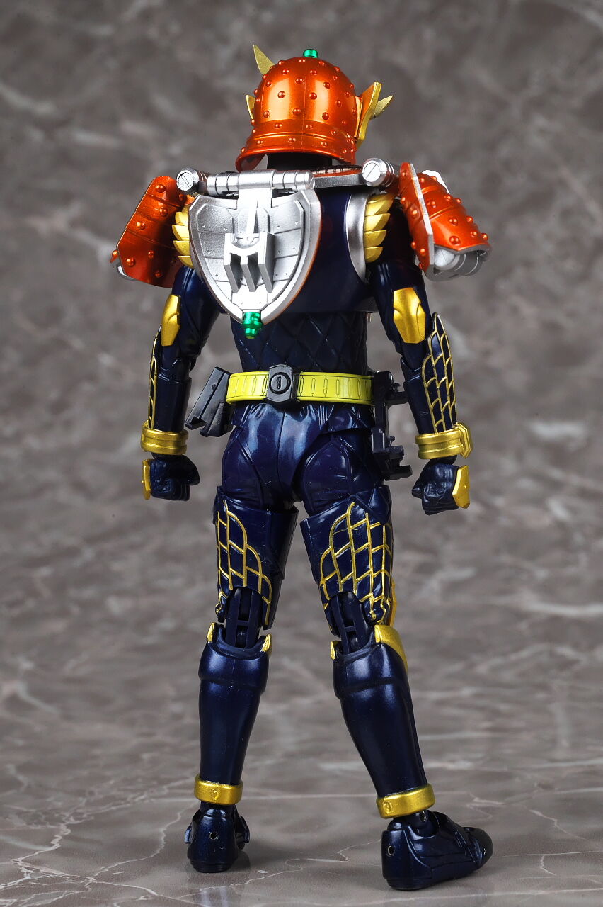 S.H.フィギュアーツ (真骨彫製法) 仮面ライダー鎧武 オレンジアームズ