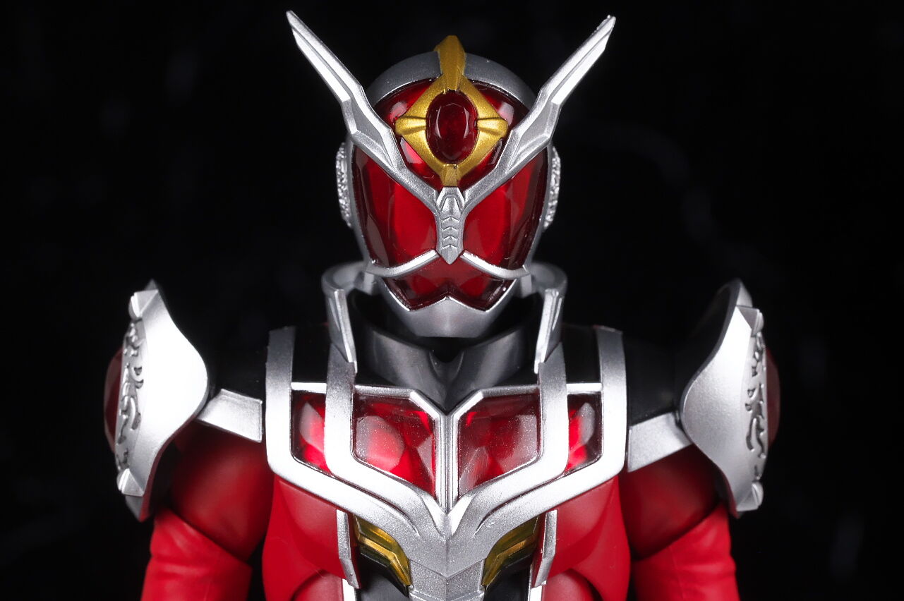 S.H.フィギュアーツ （真骨彫製法） 仮面ライダーウィザード フレイム