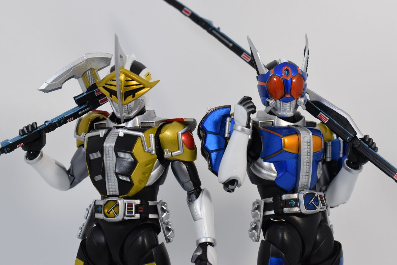 S.H.Figuarts 仮面ライダー電王 ロッドフォーム/アックスフォーム（真