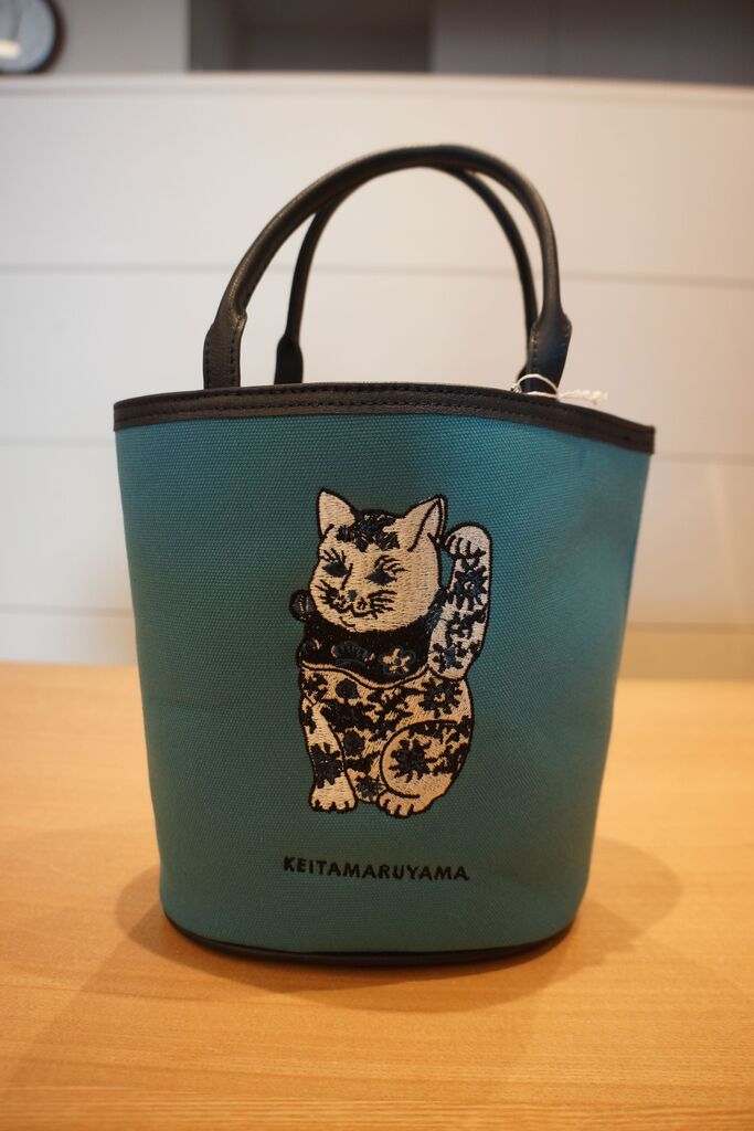 KEITAMARUYAMA（ケイタマルヤマ）Bucket bag 招き猫 : mode shop