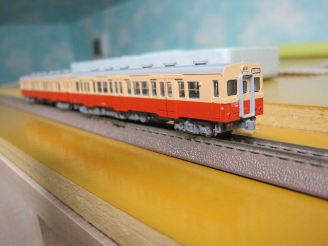 堂々入線？ ホビセン キハ30久留里線 復活国鉄色タイプ 2両セット