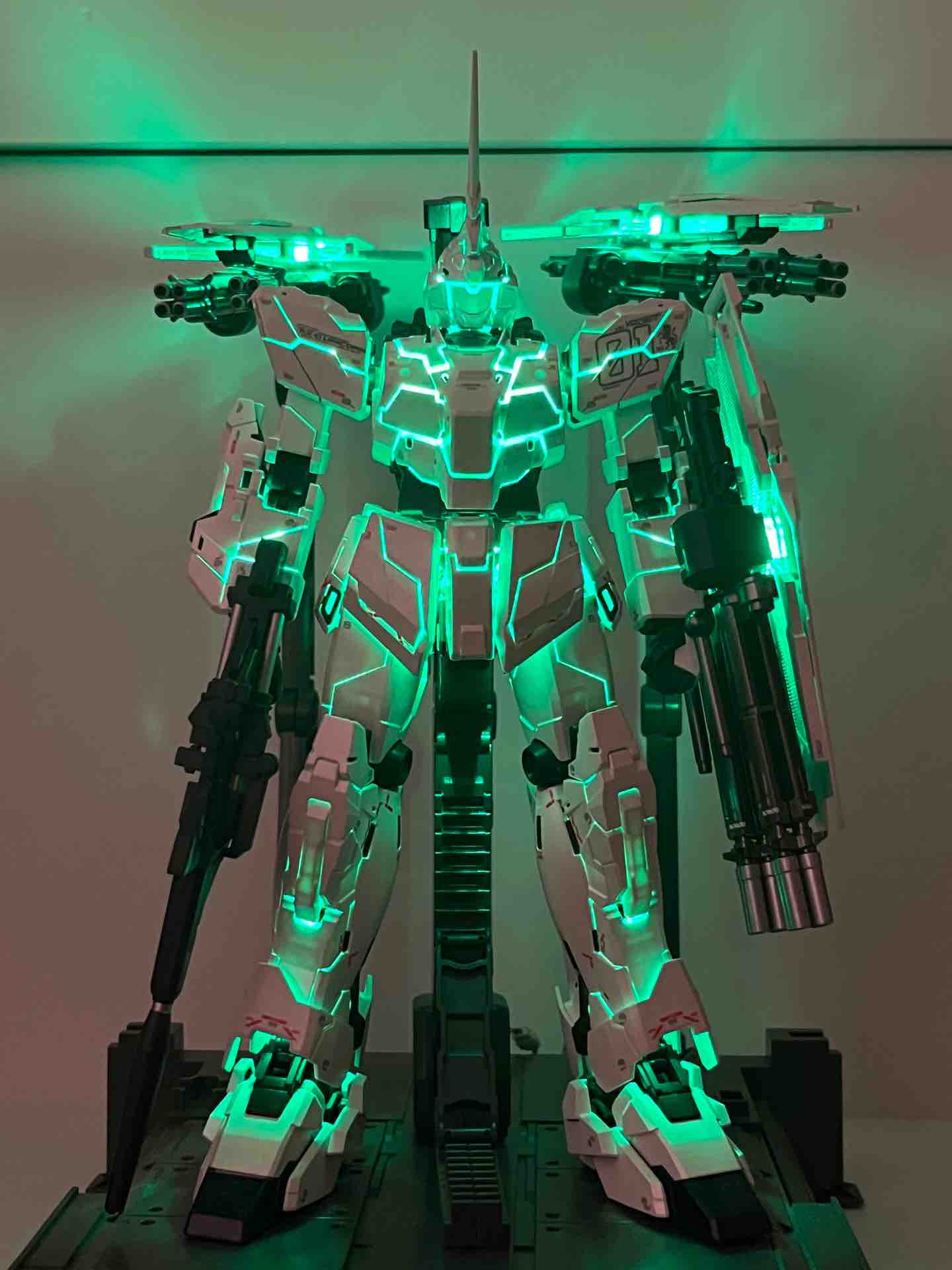 MGEX ユニコーンガンダム㉗ LED常時点灯（テストモード） : ryoshi