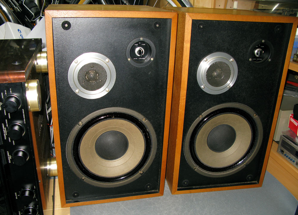 Lo-D HS-325 （スピーカー） : フラットバーロードで行こう！