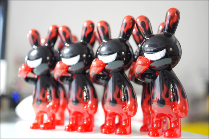 □クリアレッド×ブラックのブラックラビット : にんにき日記