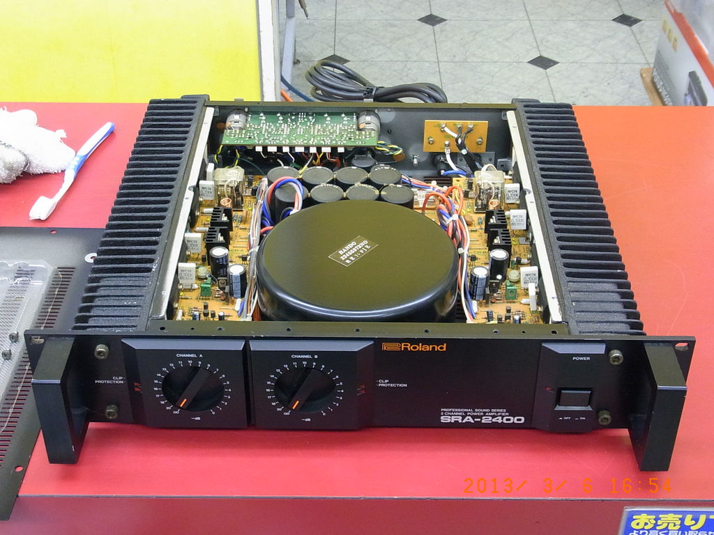 Rpland PA用アンプ SRA-2400 : ハードオフ・ブログ 長野