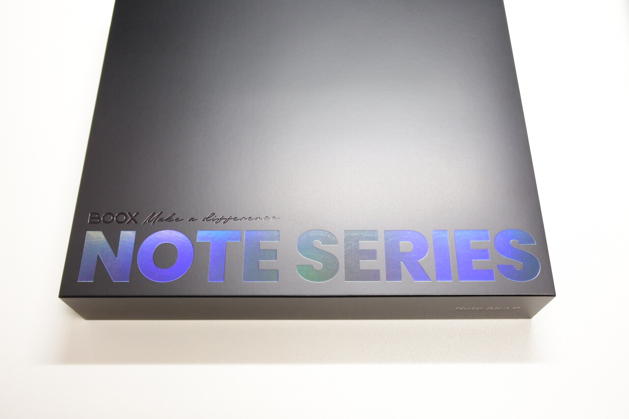 最新の電子ペーパー端末はカラーでサクサク動く！ ＜BOOX カラー電子