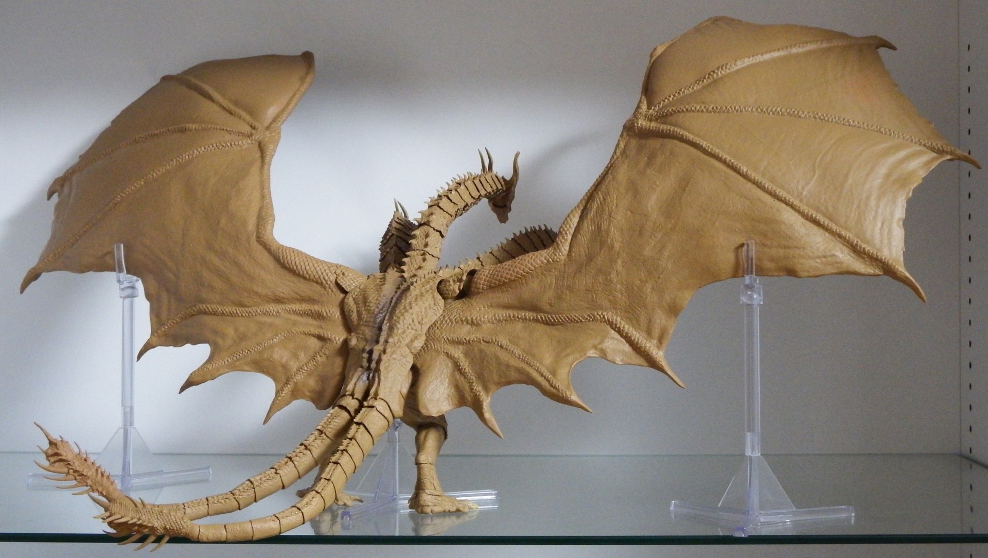 S.H.モンスターアーツ「キングギドラ2019」 : 空想玩具シリーズ