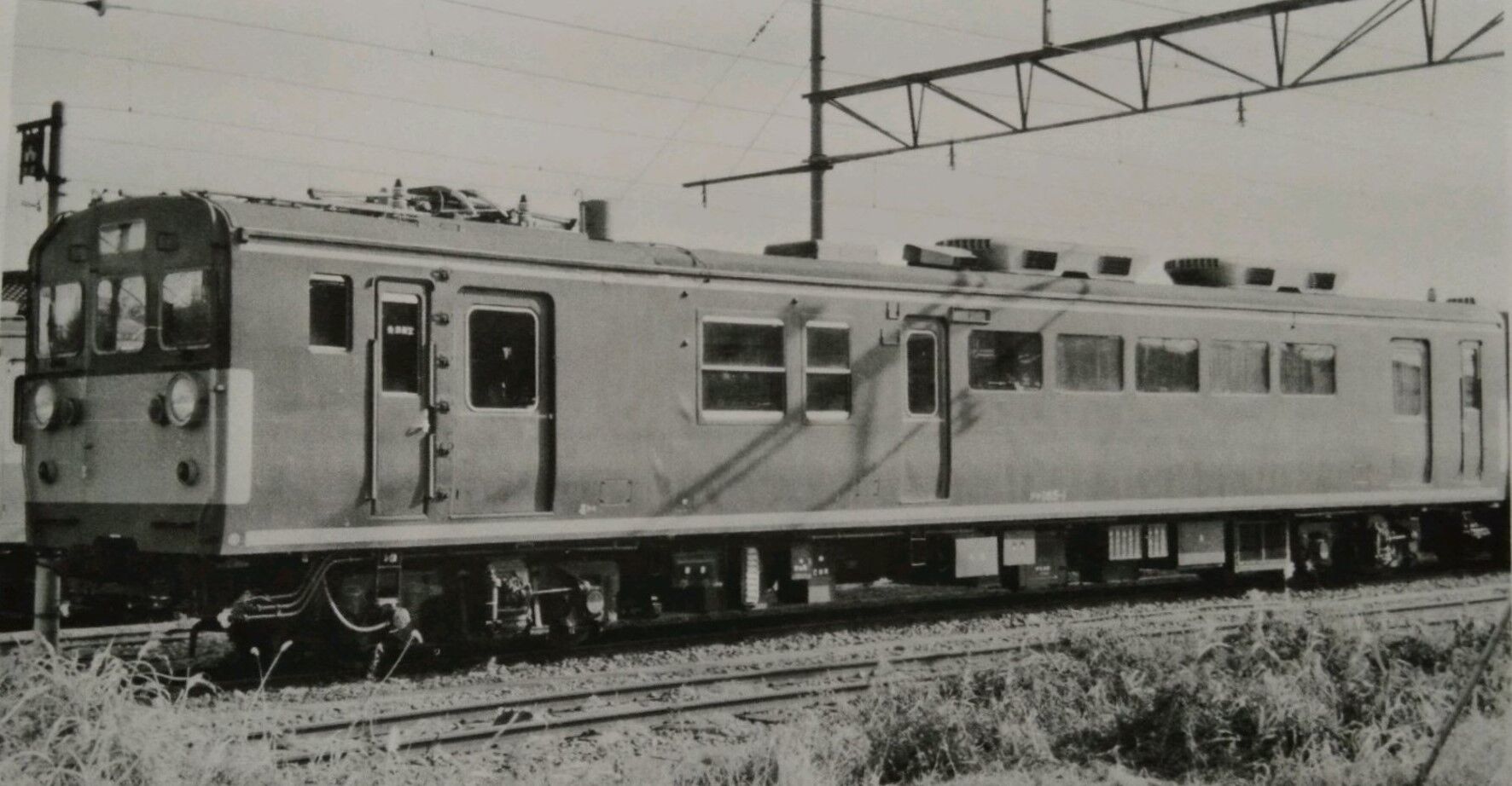 魅惑の珍車「クヤ165」事業用車【名カキ】～室内に制御機器類がある無