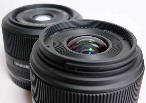 第2の NEX用広角レンズ／シグマ 19mm F2.8 EX DN (Eマウント) 購入
