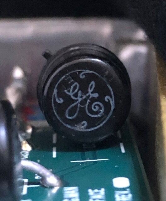 Sun Lion Fuzz Booster Pedal（ANALOG.MAN） : 四人冗語