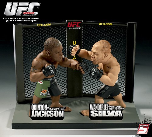 UFCアルティメットコレクターシリーズ4＆UFCバーサスフィギュア入荷
