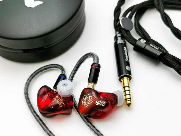 SeeAudio Bravery Anniversary Limited Edition」 限定500個、レッドの