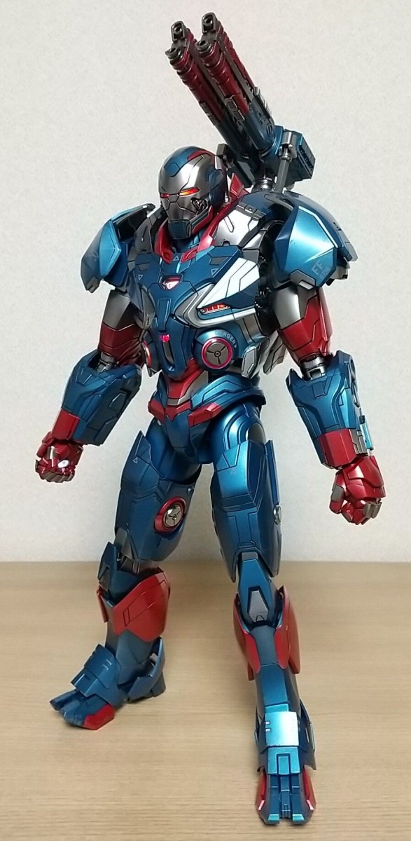 HOTTOYS ムービーマスターピース アイアンパトリオット エンドゲーム版