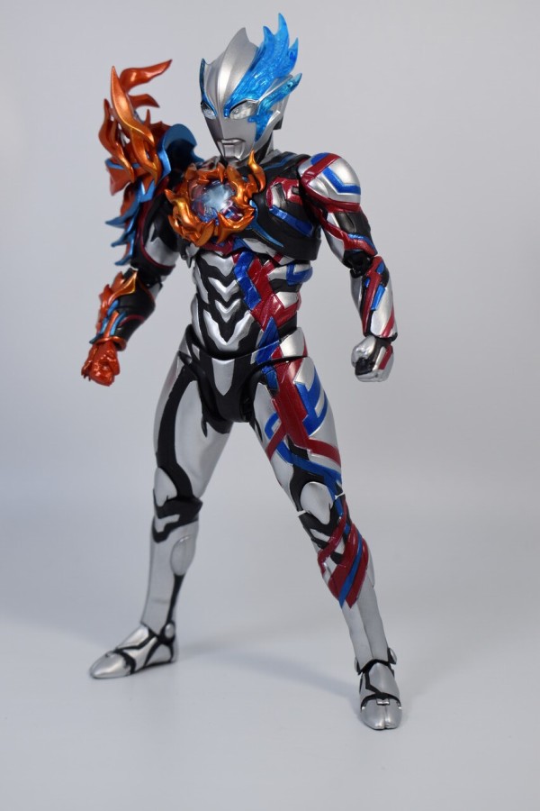 S.H.Figuarts ウルトラマンブレーザー ファードランアーマー レビュー
