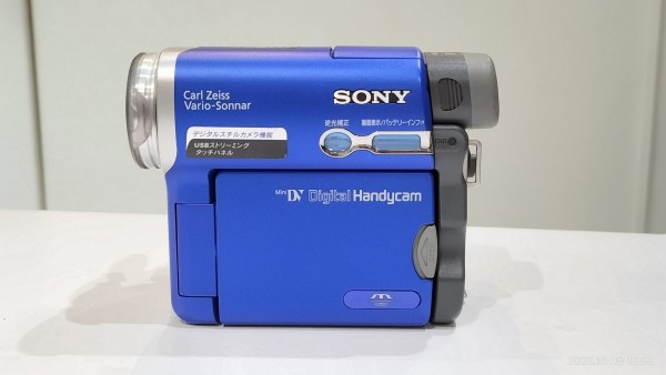 2003/平成15/SONY/DCR-TRV22/Handycam/ハンディカム/DV/2メガピクセル