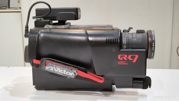 1986/昭和61/Victor/GR-C7/VIDEO MOVIE/VHS-C/当時世界最小最軽量