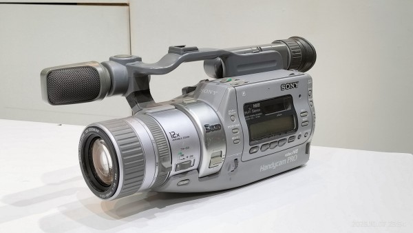 1992/平成4/SONY/CCD-VX1/Hi8/Handycam PRO/ハンディカムプロ/民生初の