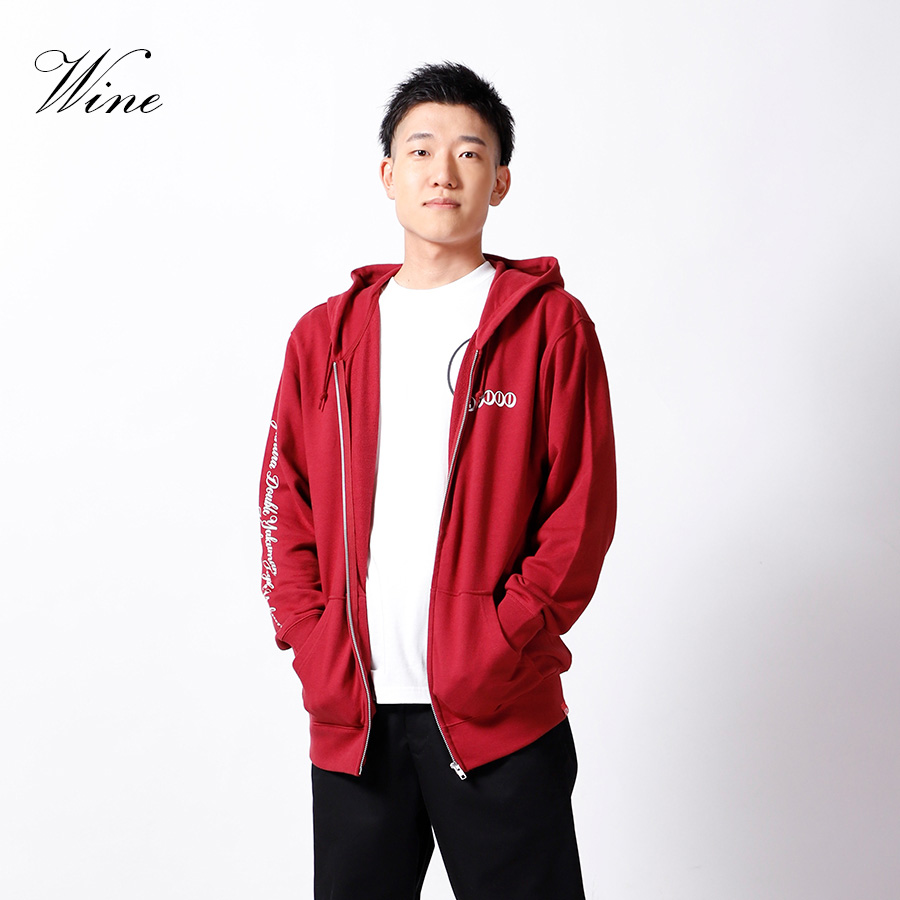 受注生産】Chevon 刺繍パーカー赤 未使用品 受注生産】Chevon 刺繍