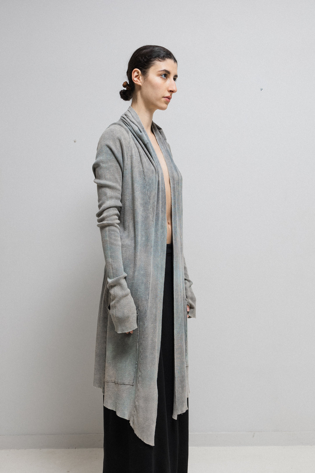 L.G.B - Back cross cardigan with thumb holes – L'OBSCUR