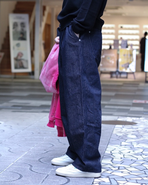 ギャルソンのジーンズ