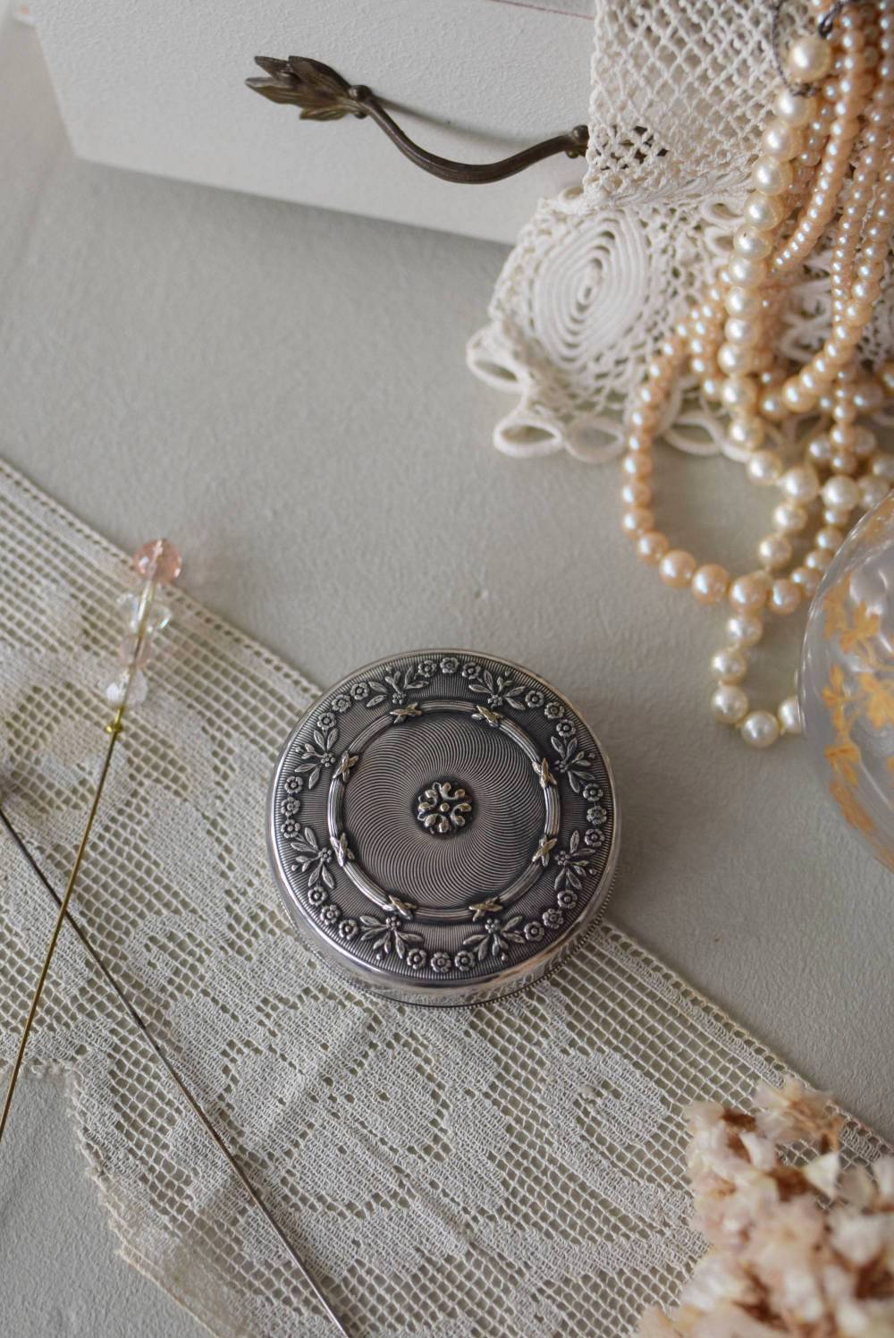 シルバー雑貨 アンティークピルケース.silver 小物入れ フレンチ雑貨