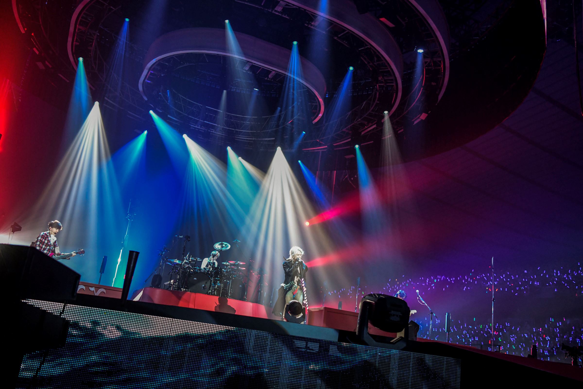 L'Arc-en-Ciel、結成30周年記念ツアー千秋楽オフィシャルレポ到着「皆