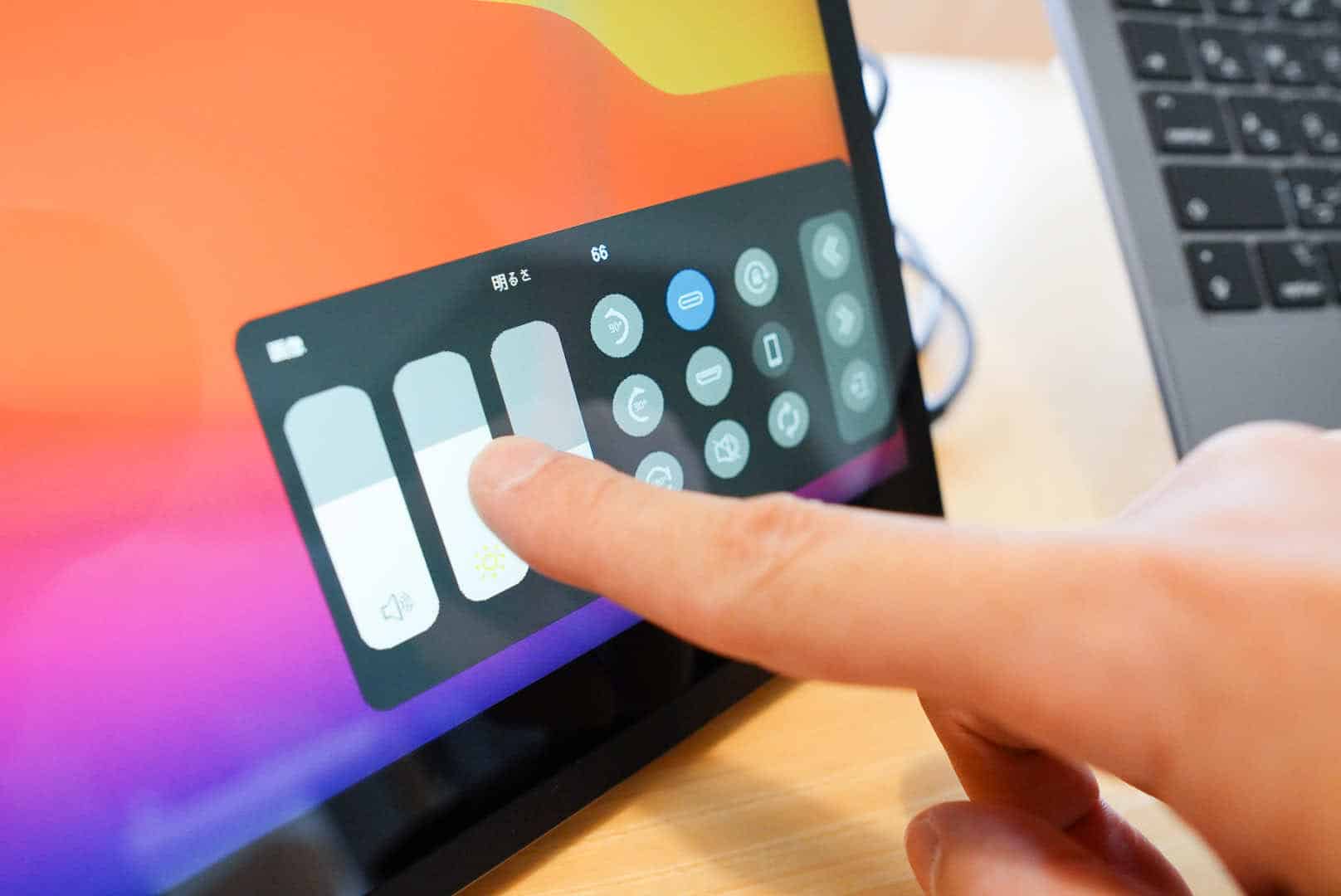 MISEDI MI-613 レビュー】4K 15.6インチ モバイルモニター