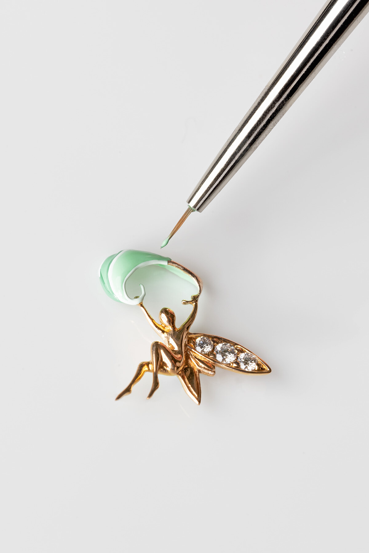 みずみずしいベリーが実った、ヴァン クリーフ&アーペルの新作ウォッチ